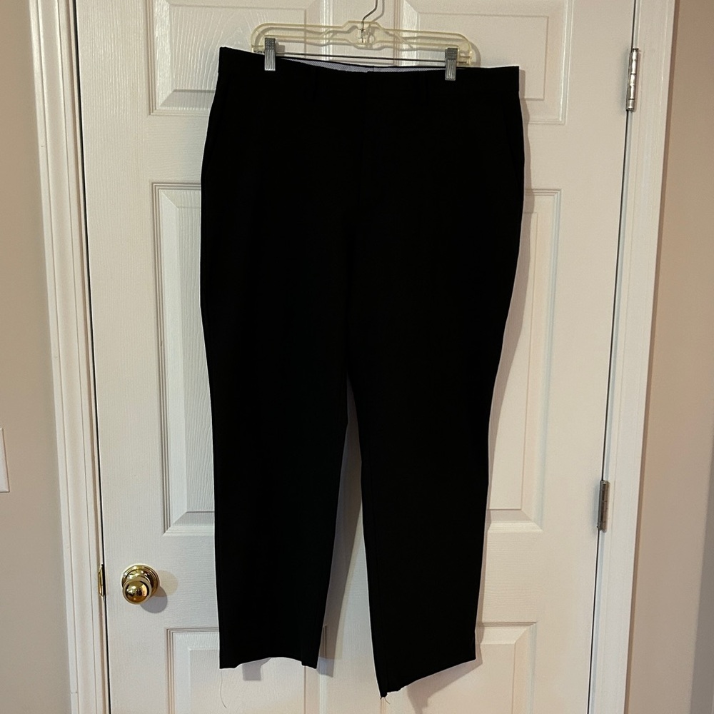 Haggar Men's Black Dress Pants